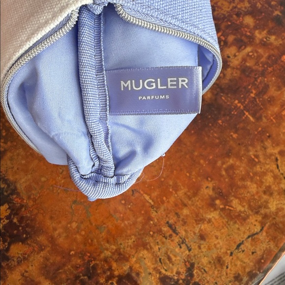 NWOT Thierry Mugler🏝️Tropical Print Canvas Pouch Makeup Travel Rope Wristlet Bag - Picture 7 of 10